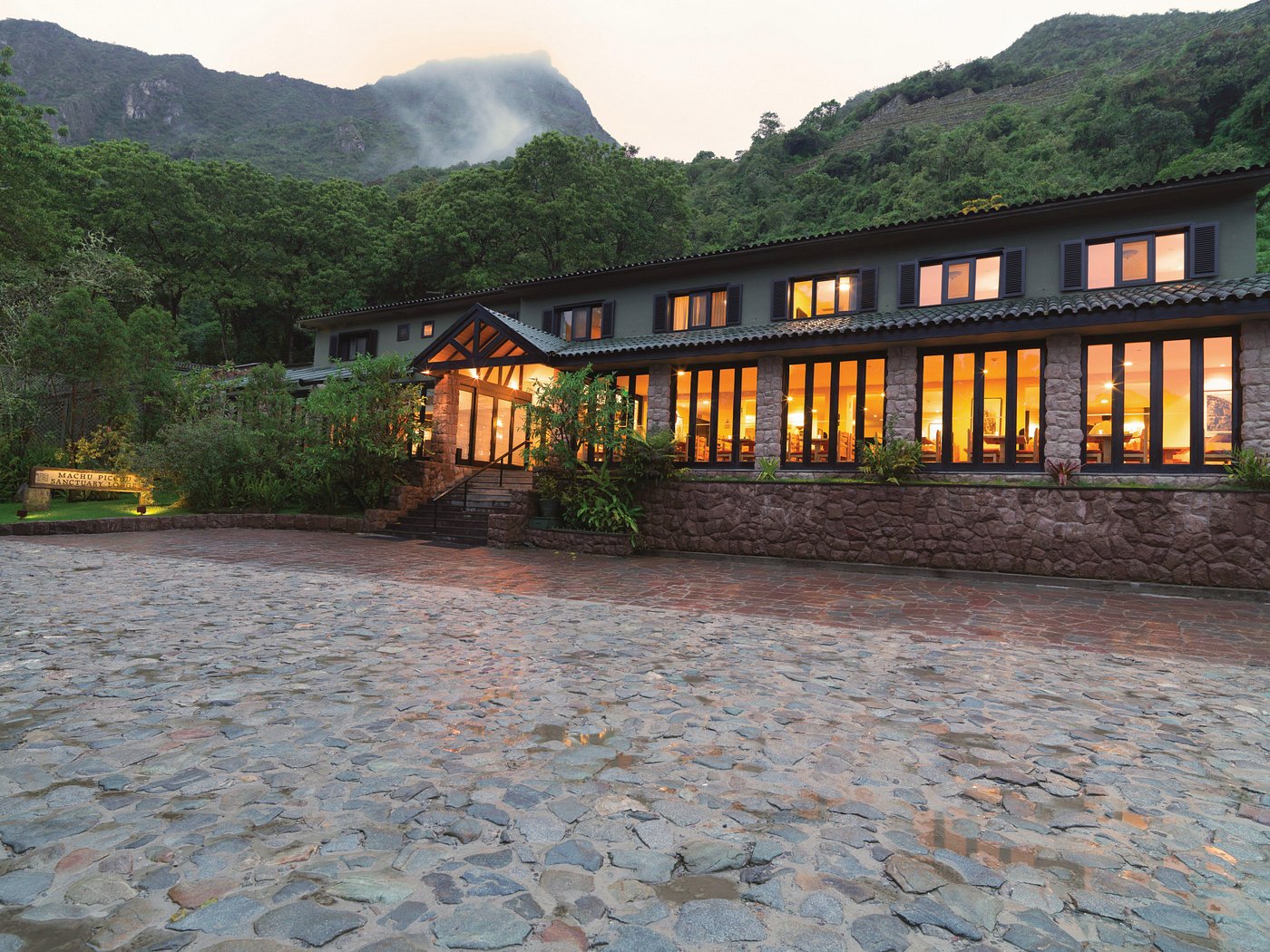 Belmond Sanctuary Lodge, Perú