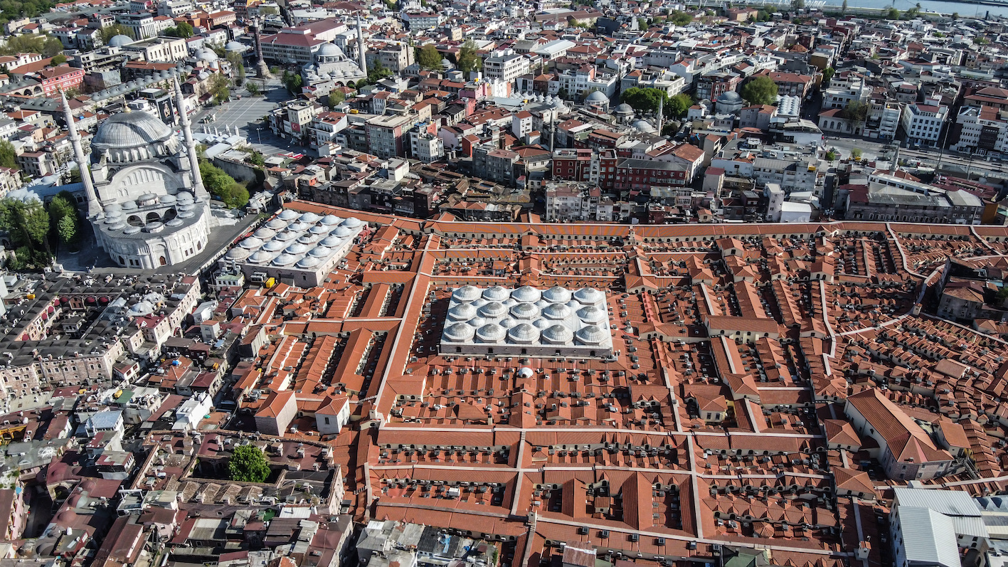 tejado del gran bazar de estambul